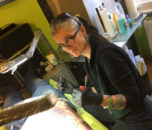 allstyle tattoo berlin ink miss nico at work tattooartist