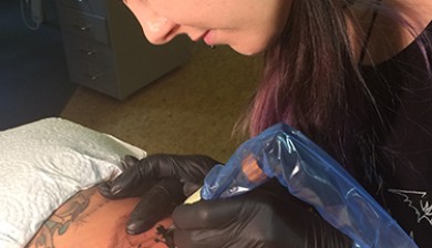 allstyle tattoo berlin ink sajo suriel at work tattooartist