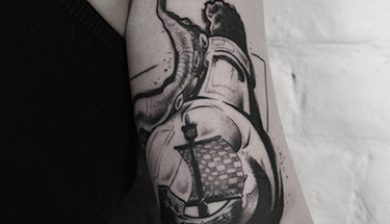 clippershiptattoo biceptattoo oberarmtattoo innenarmtattoo inktober2018 blacktattoo blacktattooing blackworksubmission blxckink arteobscurae flashaddicted tattooflash bottleart sailortattoo sailorgirl bottletattoo krakentattoo thekraken inkedgirls girlswithtattoos girlswithink germantattooers rouvenmaternetattoo allstyletattooberlin allstyletattoo