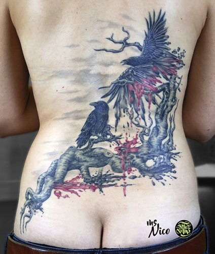 missnico missnicotattoo allstyletattooberlin allstyletattoo allstyle germantattooers backpiece krähentattoo thecrows crowtattoo treetattoo bloodytree blutbaum rückentattoo colorrealism realistictattoo farbrealismus düsterestattoo darkart grimtattoo gorytattoo